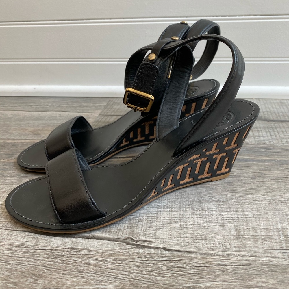 Tory Burch Wedges Size 8.5